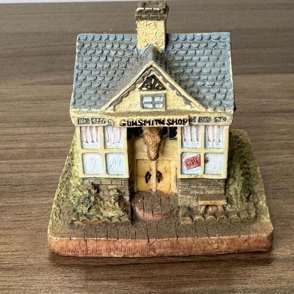 Vintage Gunsmith Shop‎ AH97 Liberty Falls Americana Collection 1994 Xmas Village